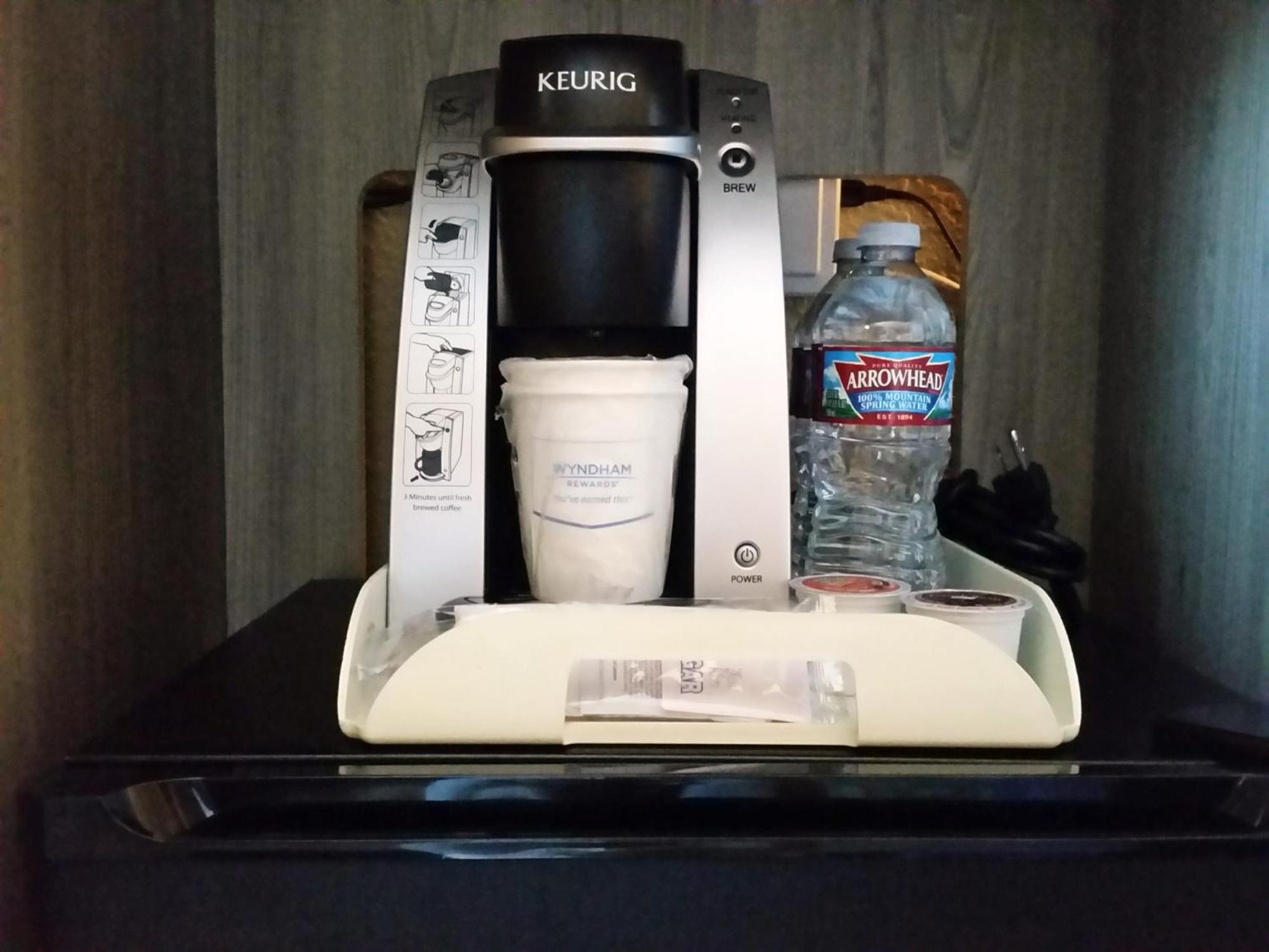 King Studio Suite - Non-Smoking,631210971:JPEG